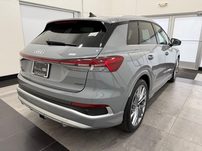 Audi Q4 e-tron Vehicle Image 2