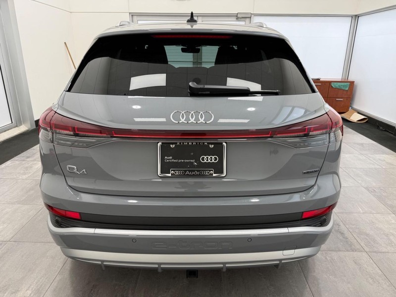 Audi Q4 e-tron Vehicle Image 3
