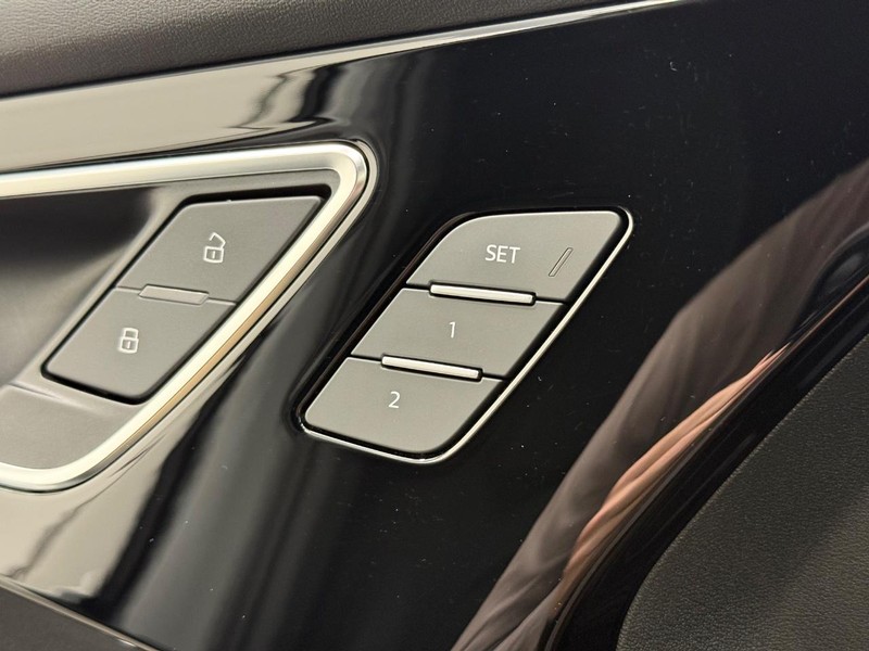 Audi Q4 e-tron Vehicle Image 14