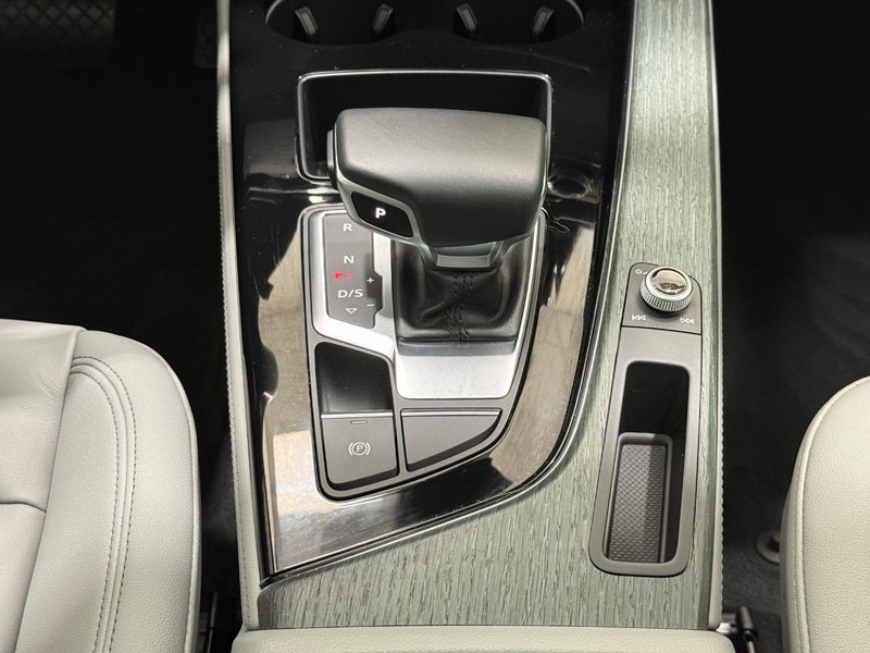 Audi A5 Sportback Vehicle Image 11