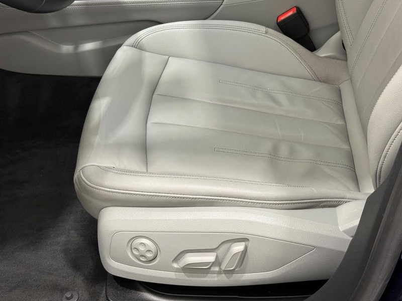 Audi A5 Sportback Vehicle Image 21