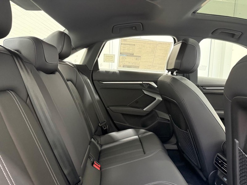 Audi A3 Vehicle Image 4