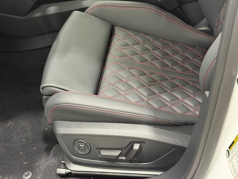 Audi S3 Vehicle Image 16