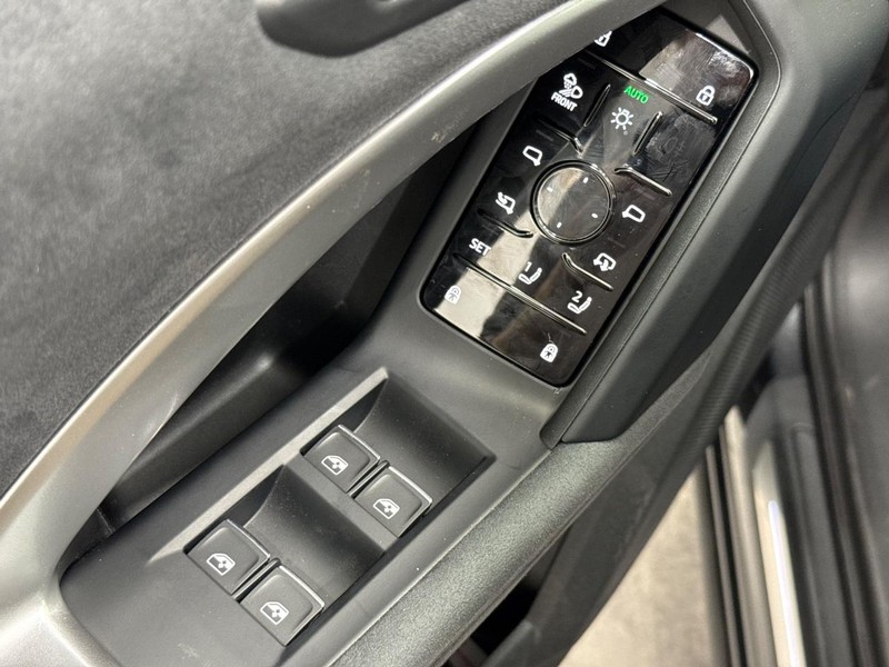 Audi SQ5 Vehicle Image 15