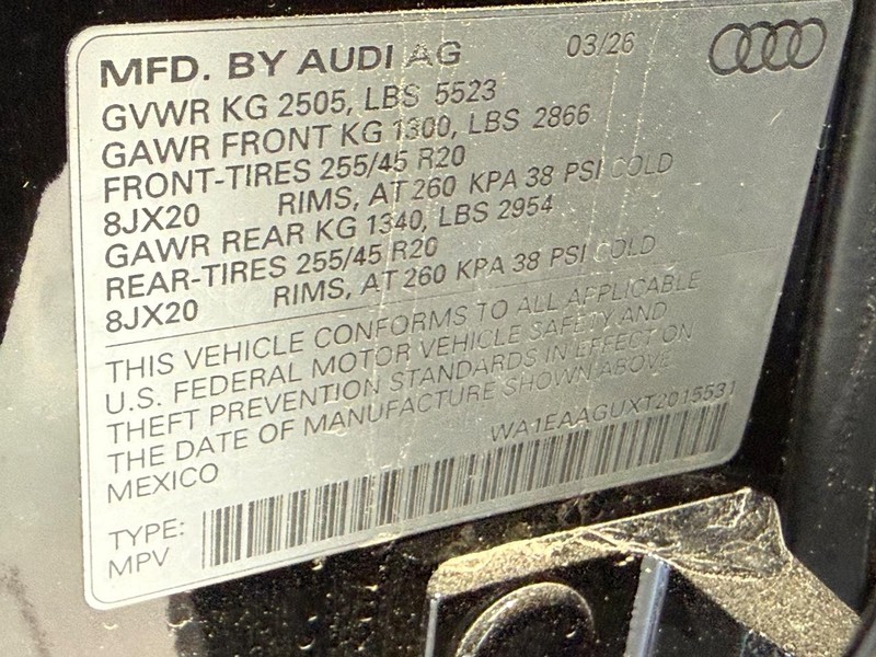 Audi Q5 Sportback Vehicle Image 16