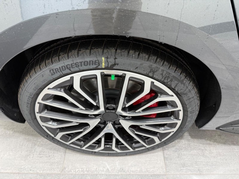 Audi S5 Vehicle Image 3
