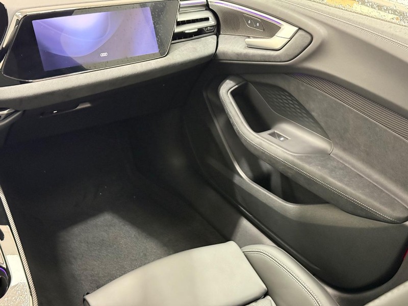 Audi S5 Vehicle Image 9