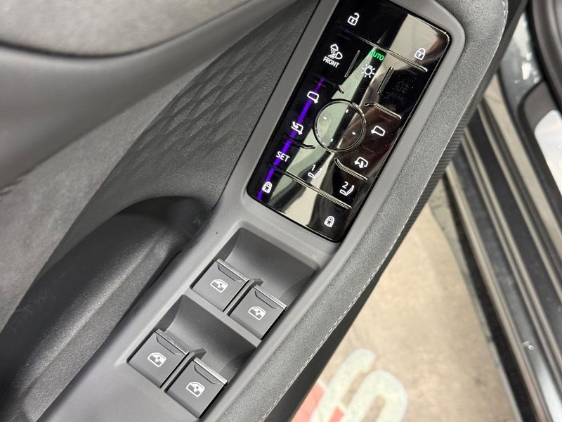 Audi S5 Vehicle Image 14