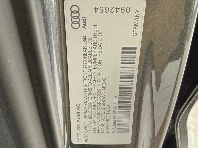 Audi S5 Vehicle Image 16