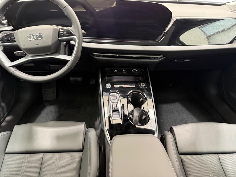 Audi A5 Vehicle Image 5