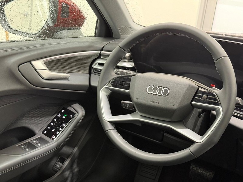 Audi A5 Vehicle Image 8