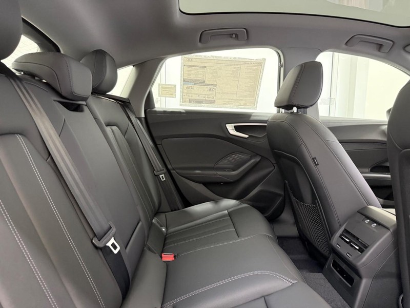 Audi A5 Vehicle Image 4