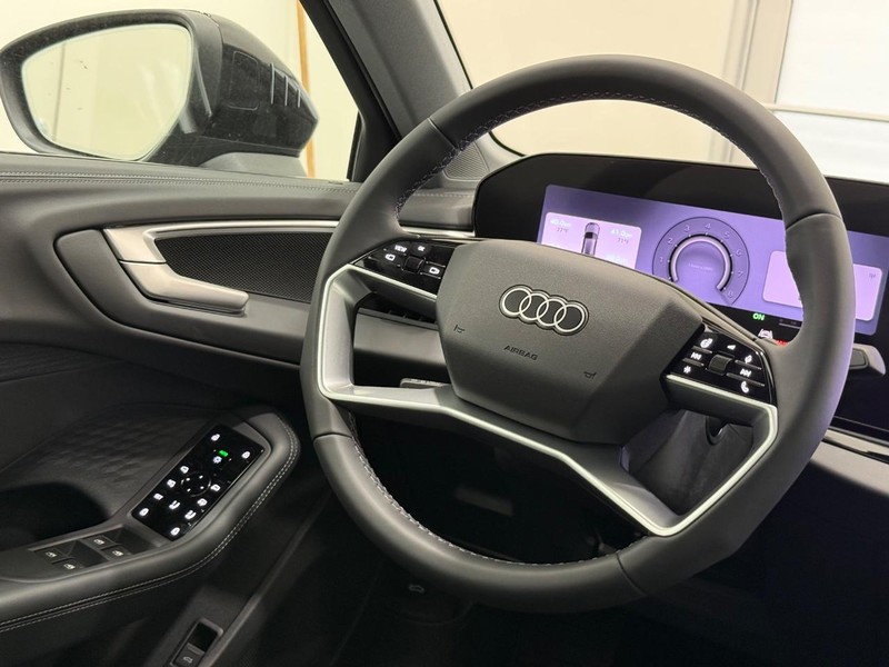 Audi A5 Vehicle Image 8