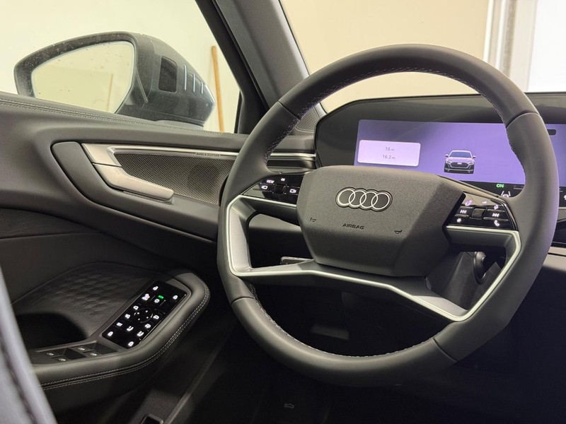 Audi A5 Vehicle Image 8