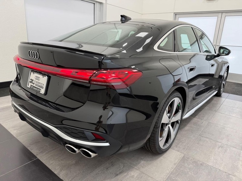 Audi S5 Vehicle Image 2