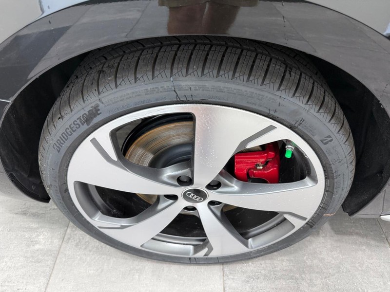 Audi S5 Vehicle Image 3