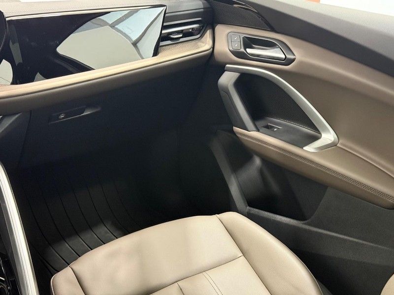 Audi Q5 Vehicle Image 13