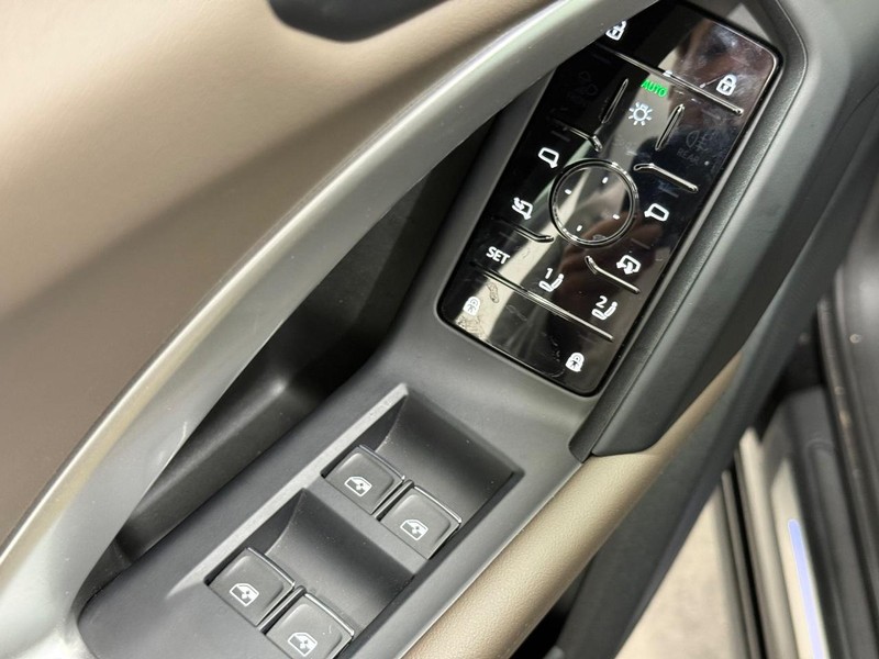 Audi Q5 Vehicle Image 18