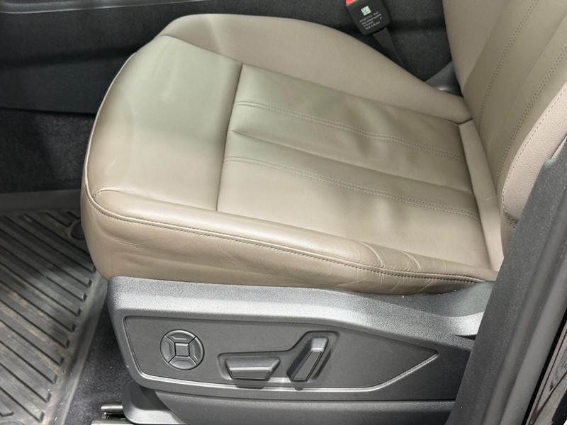 Audi Q5 Vehicle Image 19