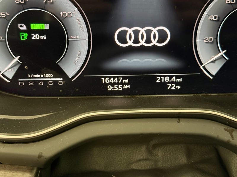 Audi Q5 Vehicle Image 17