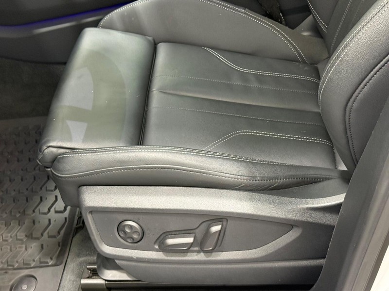 Audi Q5 Vehicle Image 21