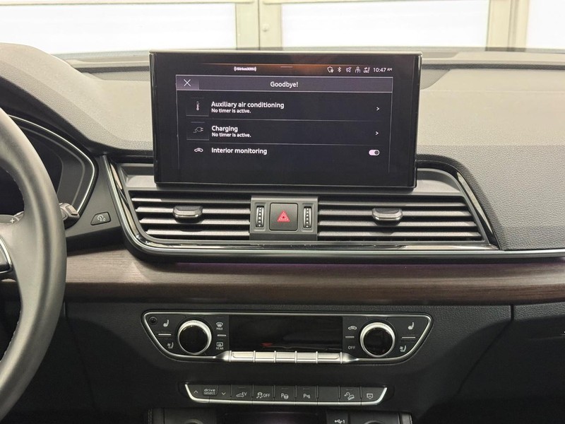 Audi Q5 Vehicle Image 10