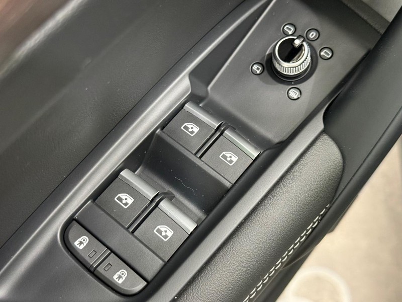 Audi Q5 Vehicle Image 21