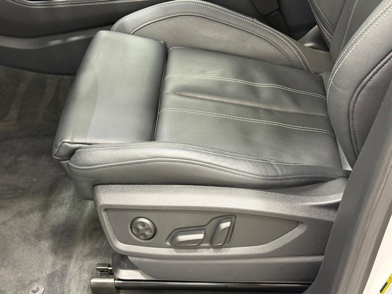 Audi Q5 Vehicle Image 22