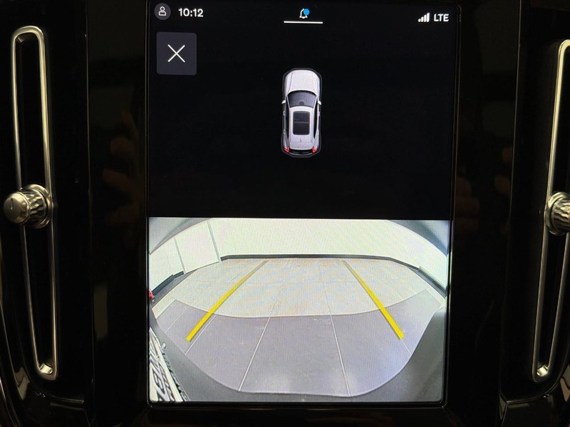 Volvo XC40 Vehicle Image 19