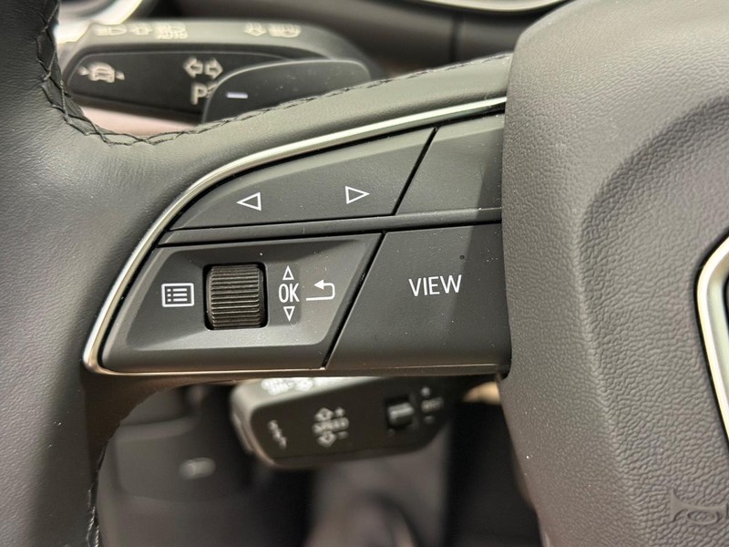 Audi Q5 Vehicle Image 15