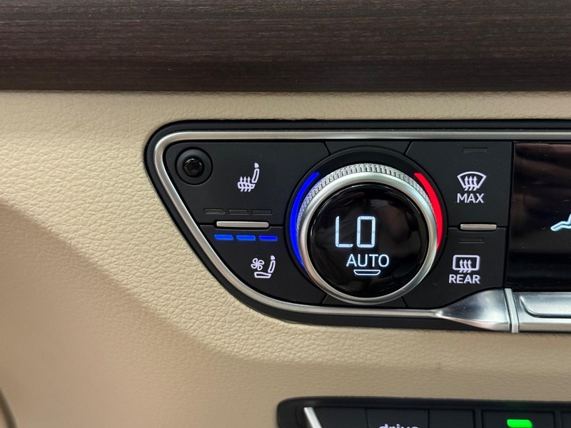 Audi Q5 Vehicle Image 19