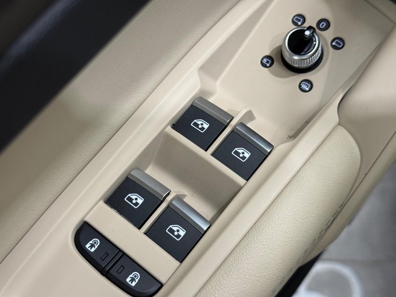 Audi Q5 Vehicle Image 20