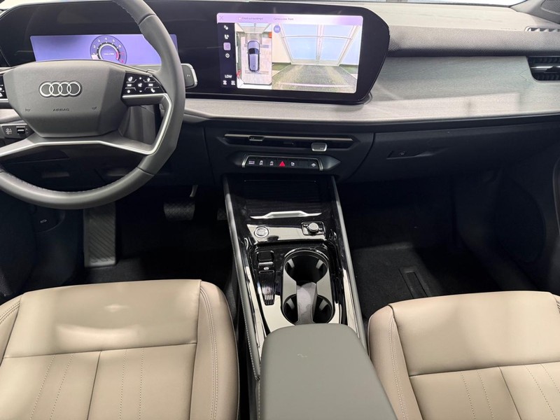 Audi Q3 Vehicle Image 5