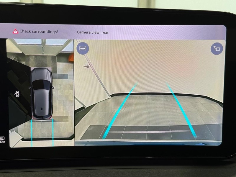 Audi Q3 Vehicle Image 13