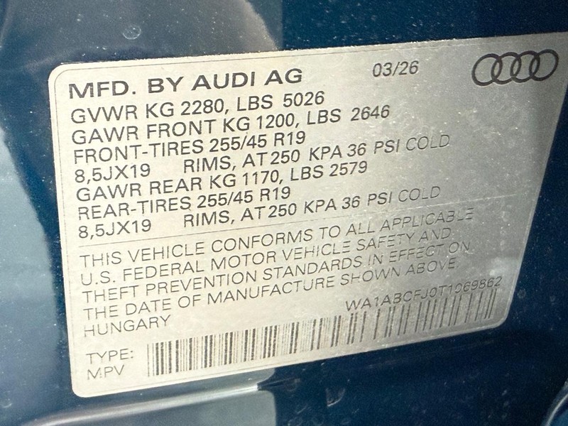 Audi Q3 Vehicle Image 16