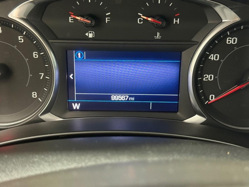 GMC Terrain Vehicle Image 16