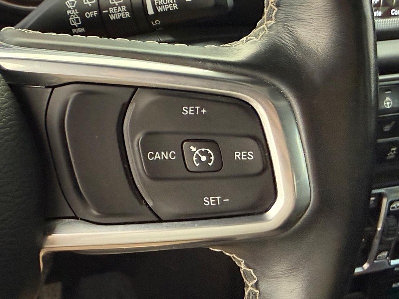 Jeep Wrangler Unlimited Vehicle Image 15