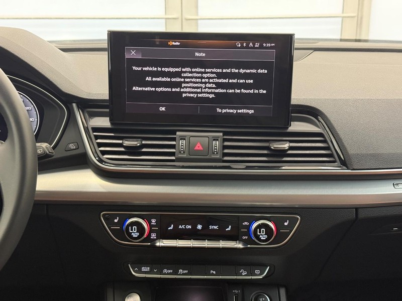 Audi Q5 Vehicle Image 10