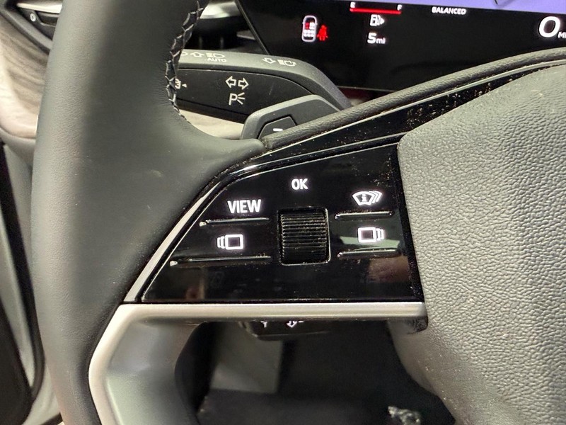 Audi Q5 Vehicle Image 10