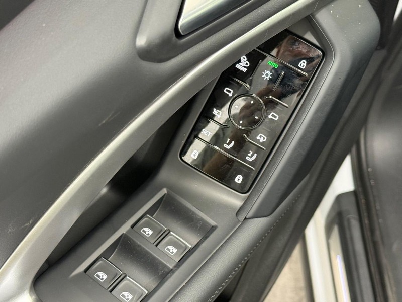 Audi Q5 Vehicle Image 16