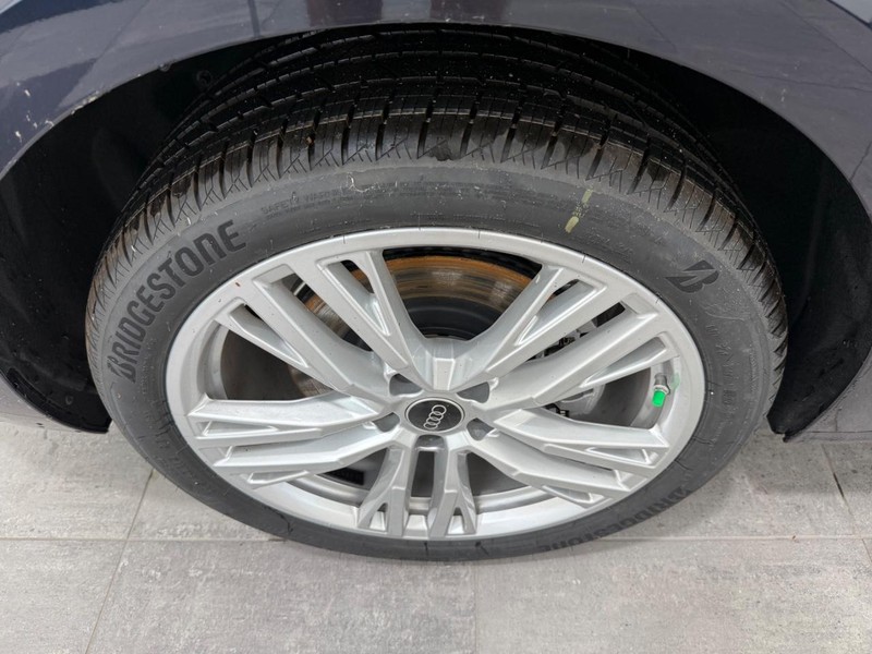Audi A5 Vehicle Image 3