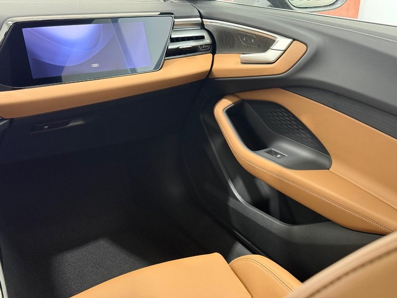 Audi A5 Vehicle Image 9