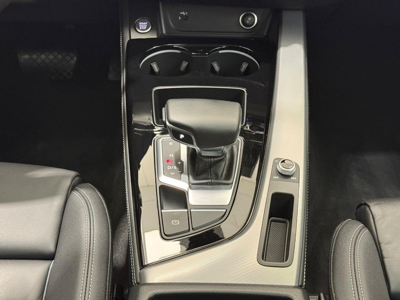 Audi A5 Sportback Vehicle Image 12