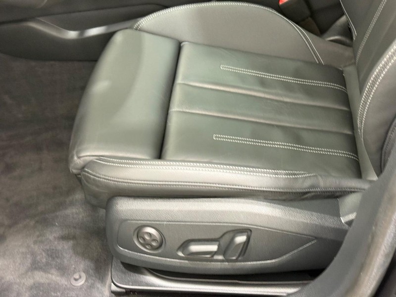 Audi A5 Sportback Vehicle Image 23