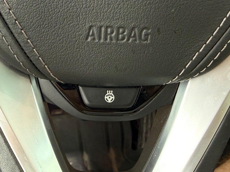 BMW X5 Vehicle Image 17