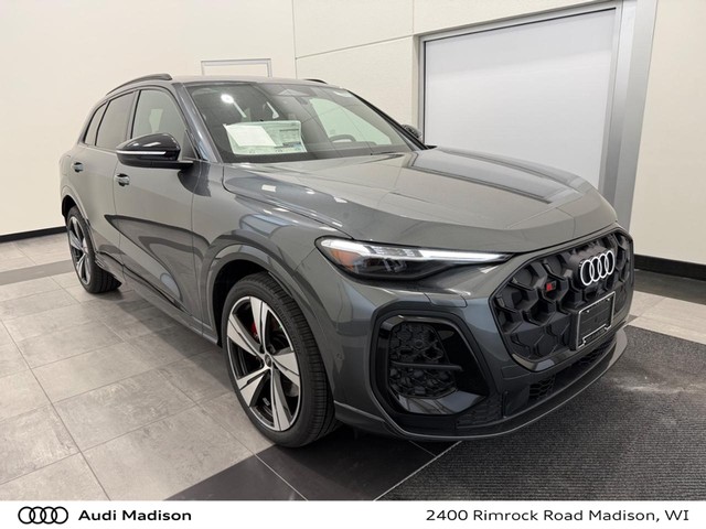 more details - audi sq5