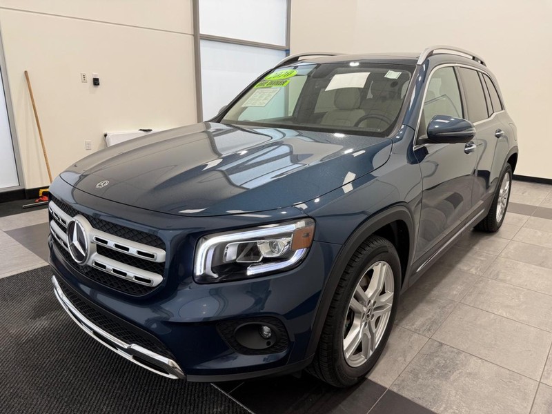 Mercedes-Benz GLB Vehicle Image 6