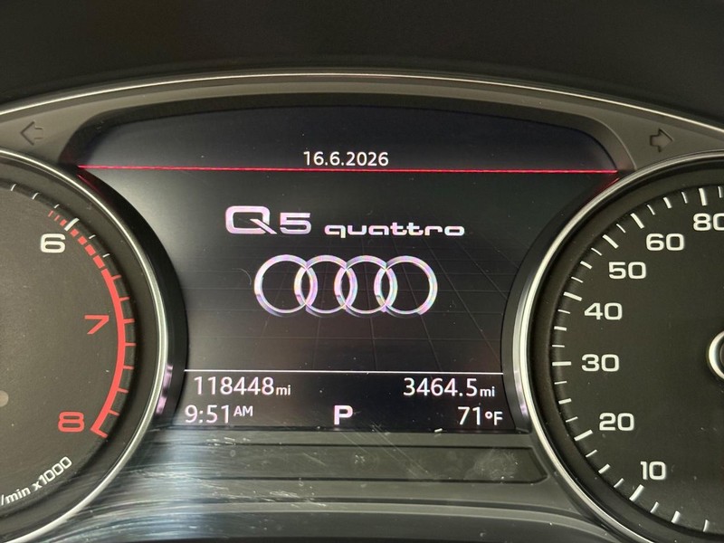 Audi Q5 Vehicle Image 17