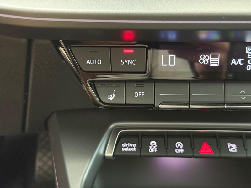 Audi A3 Vehicle Image 13