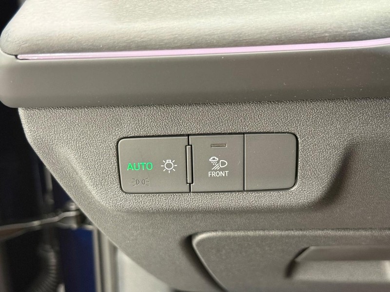 Audi Q3 Vehicle Image 15